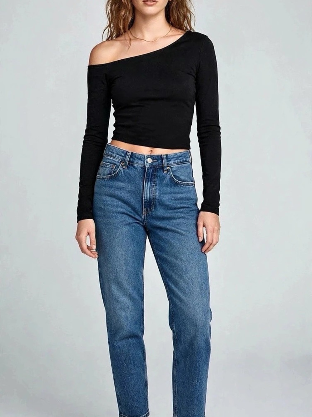 FORE Long Sleeve Off-Shoulder Crop Top in Black Size Small